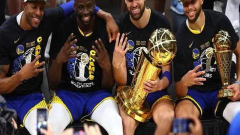 欧洲篮球联赛焦点战：彭里安奥斯激战贝西克塔斯，巅峰对决一触即发！